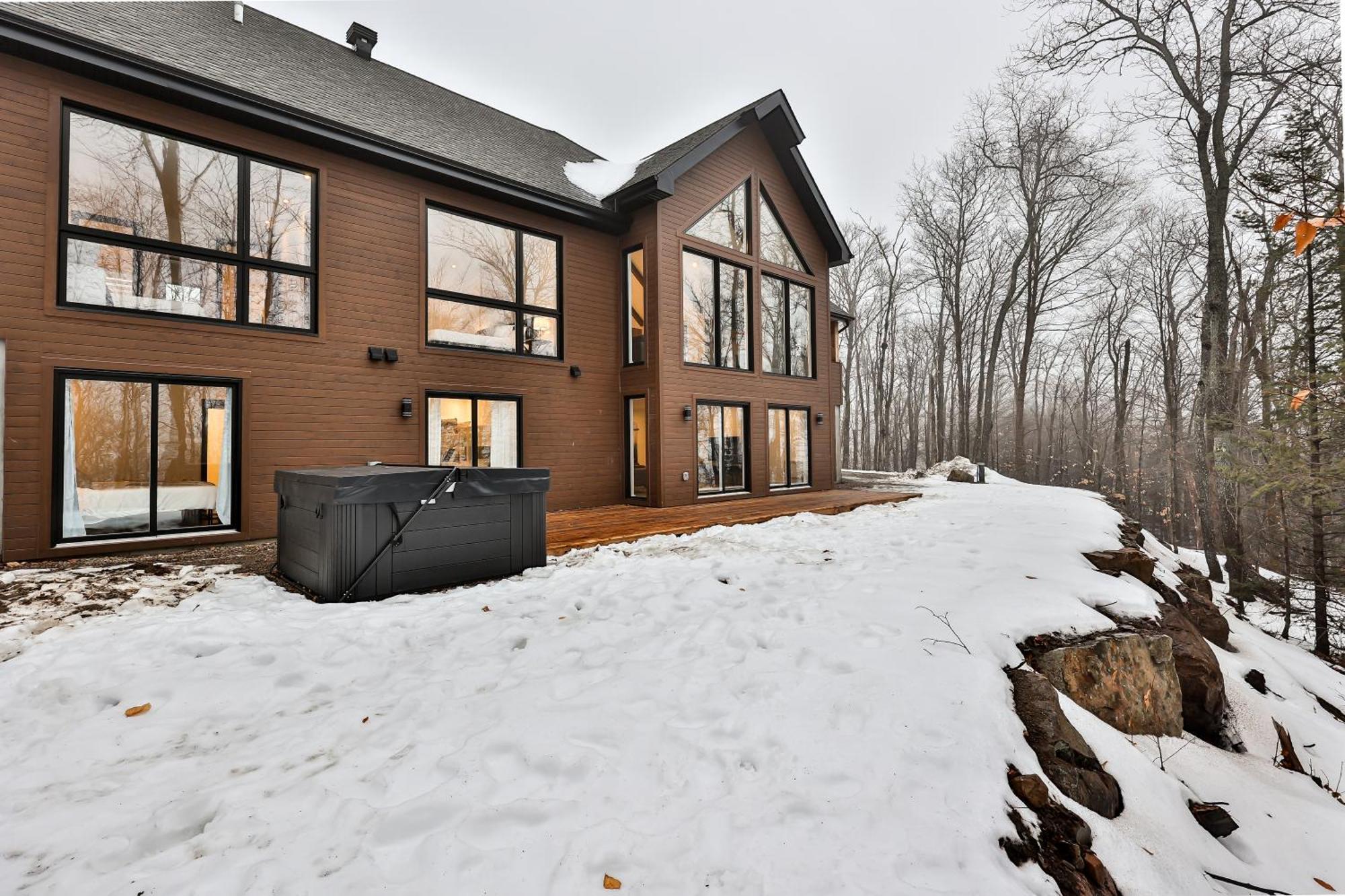 The Chic Shack - Golf, Ski, Spa Saint-Faustin Exterior foto